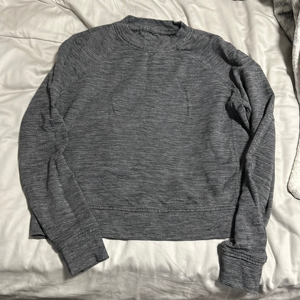 Lululemon Cropped crew neck